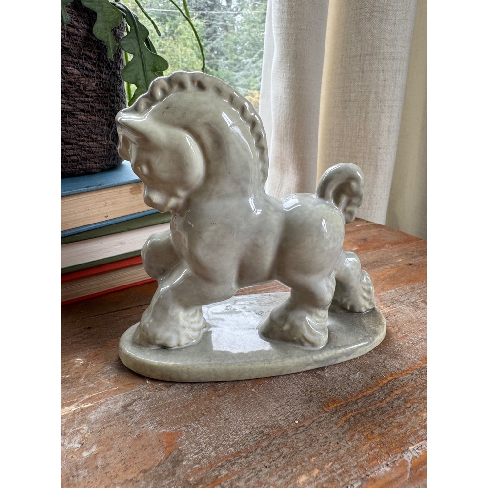 Vintage Haeger‎ Style Pottery Prancing Clydesdale Horse Pony Figurine Light Gray